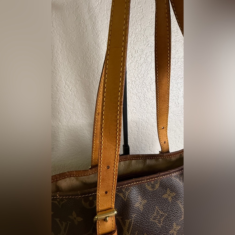 Vintage Louis Vuitton Bucket Tote with COA - Picture 4 of 12